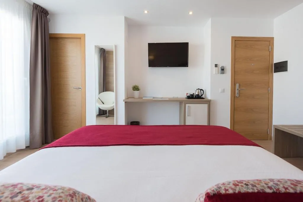 Room, Hostal Menurka, Menorca