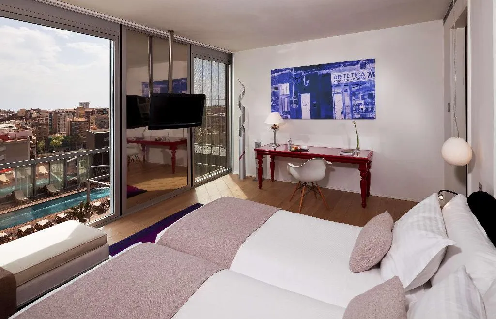 Double or Twin POOL VIEW Room, Melia Barcelona Sky, Barcelona