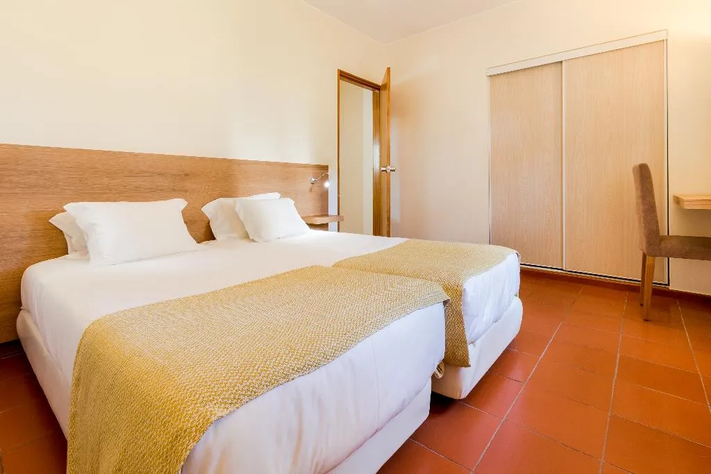 APARTMENT POOL VIEW ONE BEDROOM Room, Pinhal Da Marina, Algarve