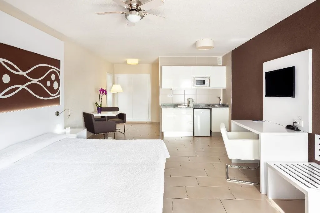 STUDIO STANDARD Room, Playaolid Suites and Apartments, Tenerife