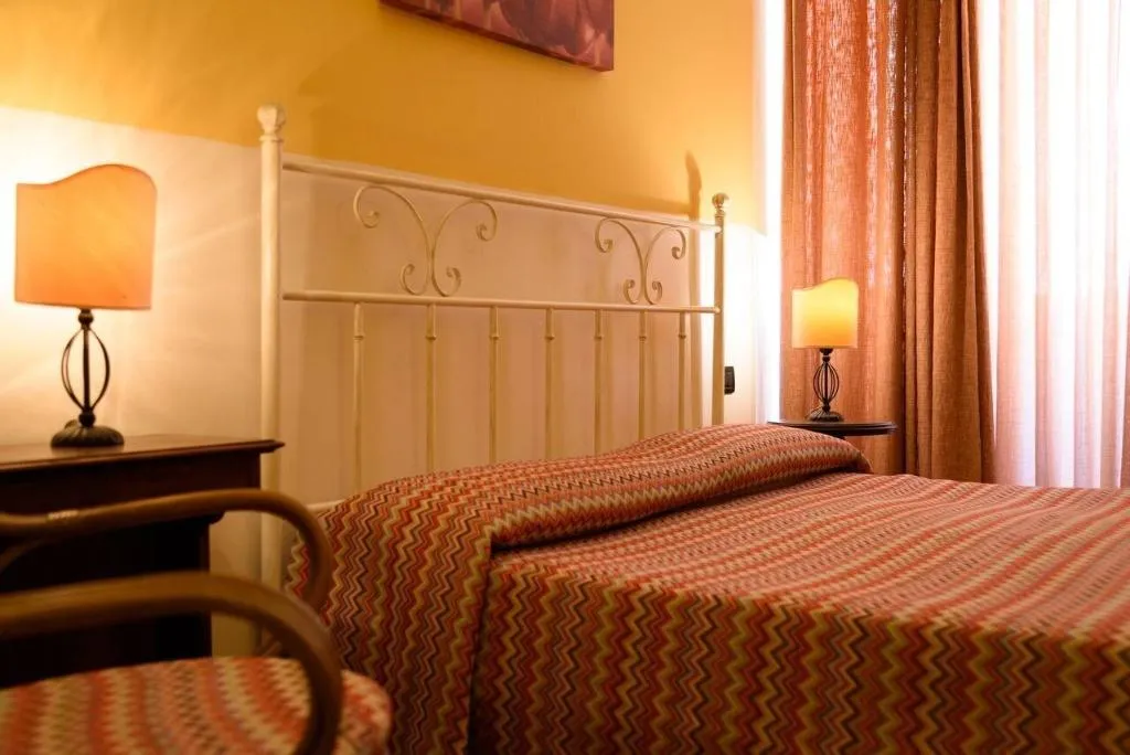 Room, Mergellina, Naples