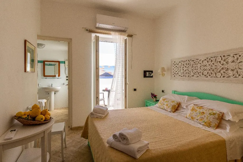 DOUBLE STANDARD Room, Hotel Ossidiana Stromboli, Palermo