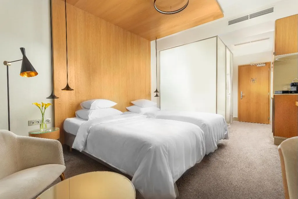 Double or Twin DELUXE Room, Hotel Golf Prague, Prague