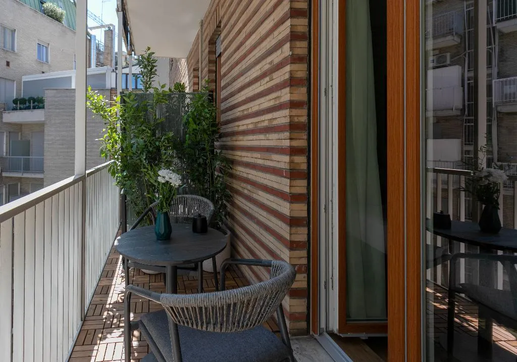 Double or Twin SUPERIOR WITH BALCONY Room, Ah - Duomo Signature, Milan