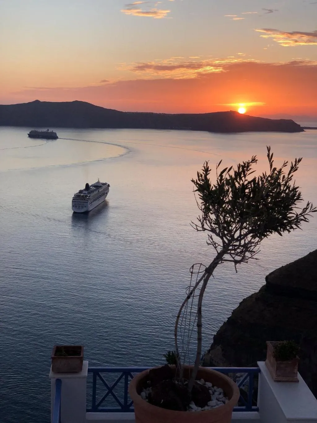 General view, Golden Grey Goose, Santorini