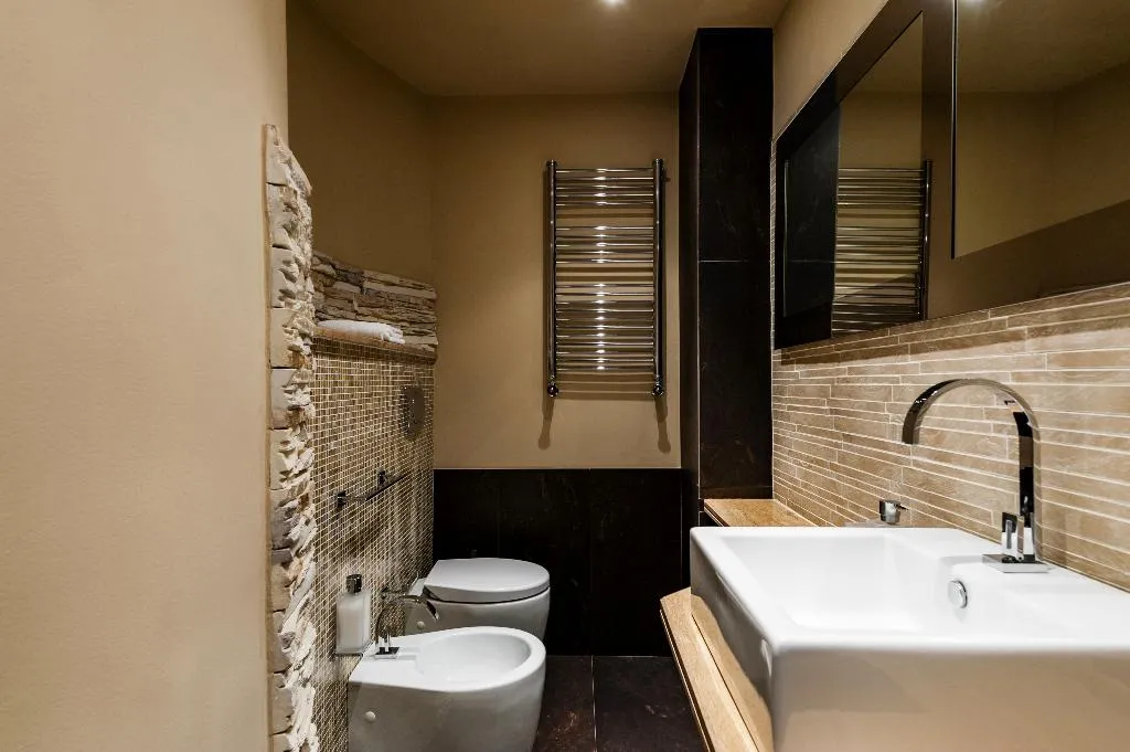 VILLA FIVE BEDROOMS Room, The Villa by Ferrini Home, Catania