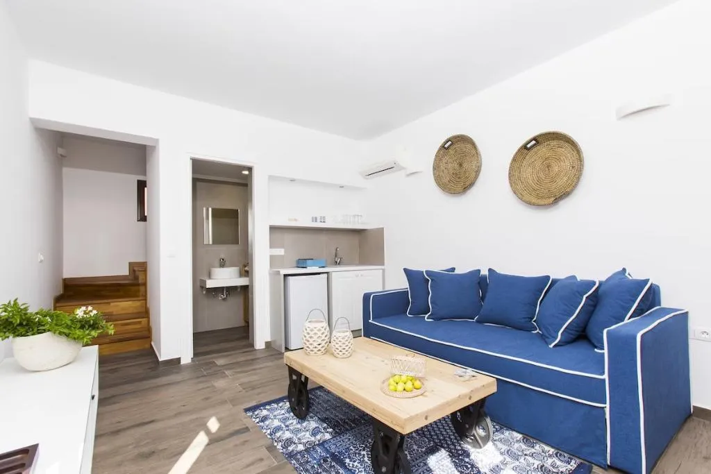 DOUBLE CLASSIC WITH VIEWS Room, Lindos Delmar Suites, Rhodes