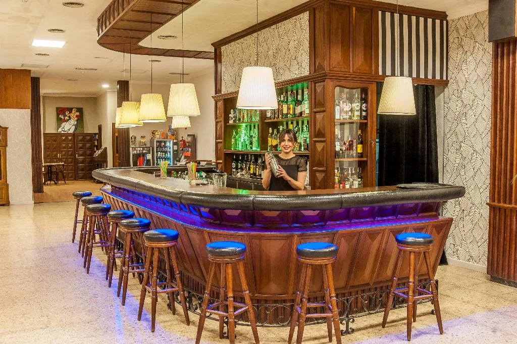 Bar, Marte, Tenerife