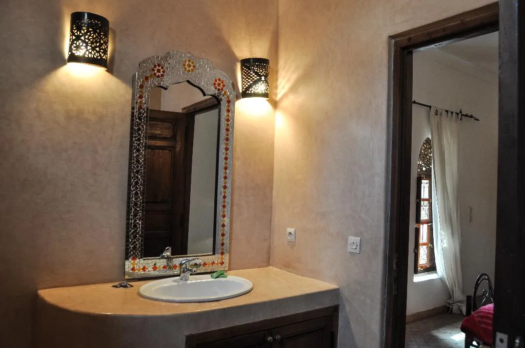 Double or Twin BASIC Room, Riad Mandalay, Marrakech