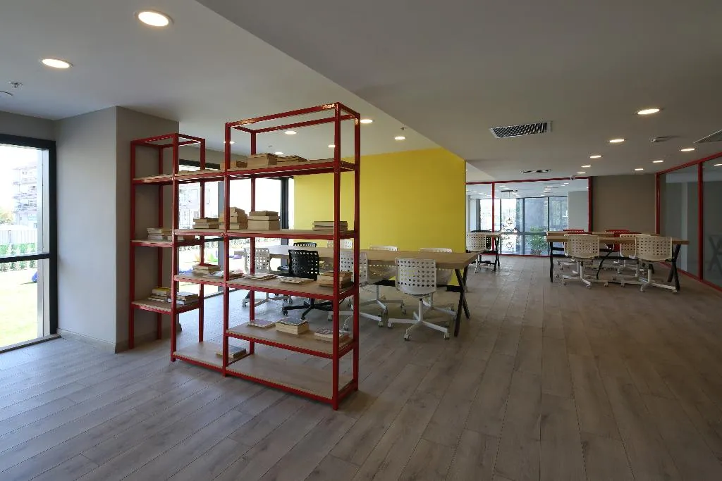 Sports and Entertainment, Coordinat Suites, Izmir