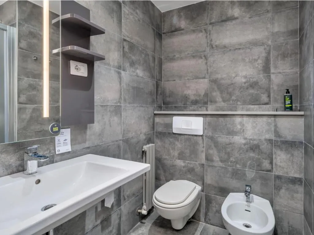 QUADRUPLE ECONOMY Room, B&B Hotel Milano Ornato, Milan