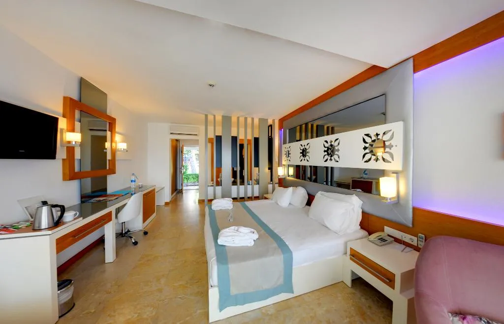 DOUBLE SEA VIEW Room, Flora Garden Beach Side, Antalya