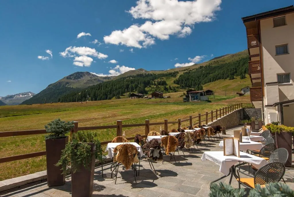 Restaurant, Lac Salin Spa & Mountain Resort, Milan