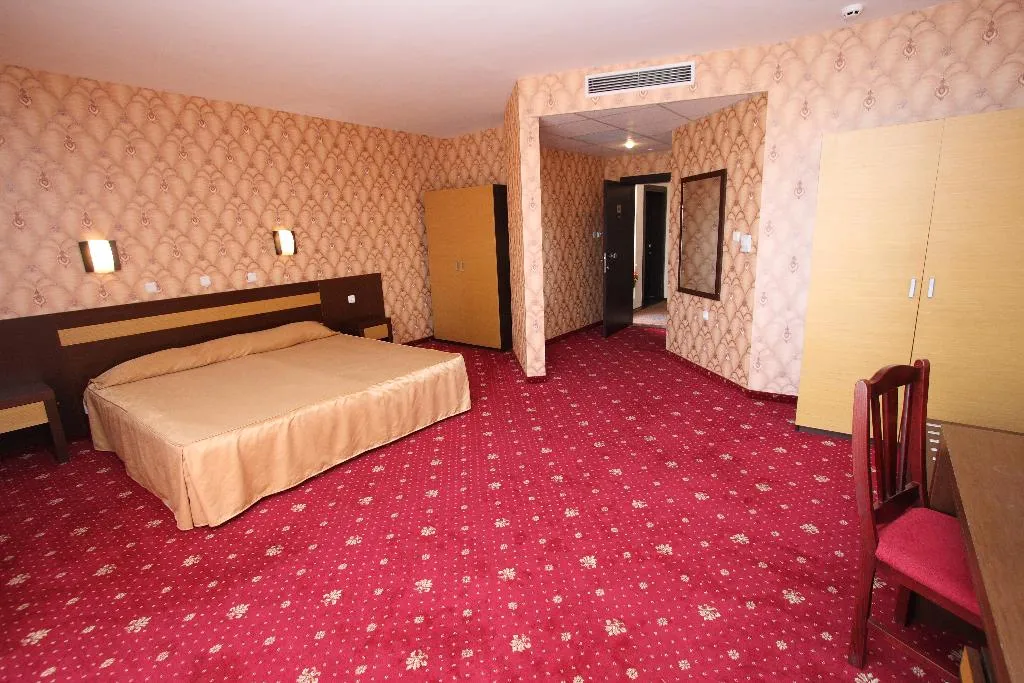 Room, Izola Paradise, Bourgas