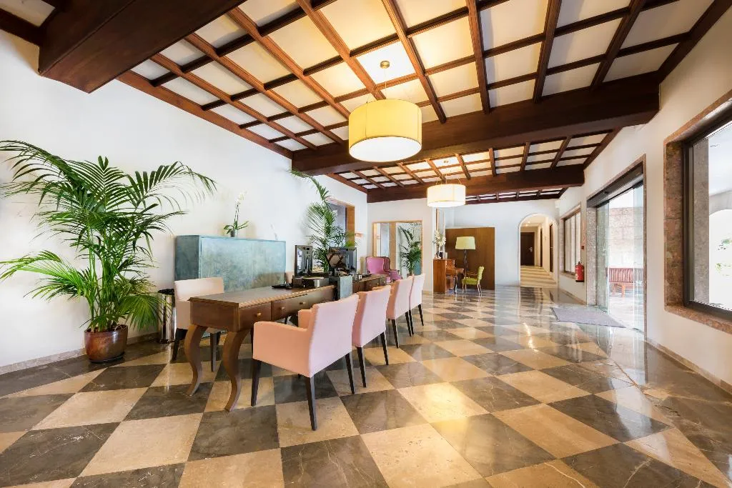 Lobby, Be Live Adults Only La Cala Boutique Hotel, Majorca