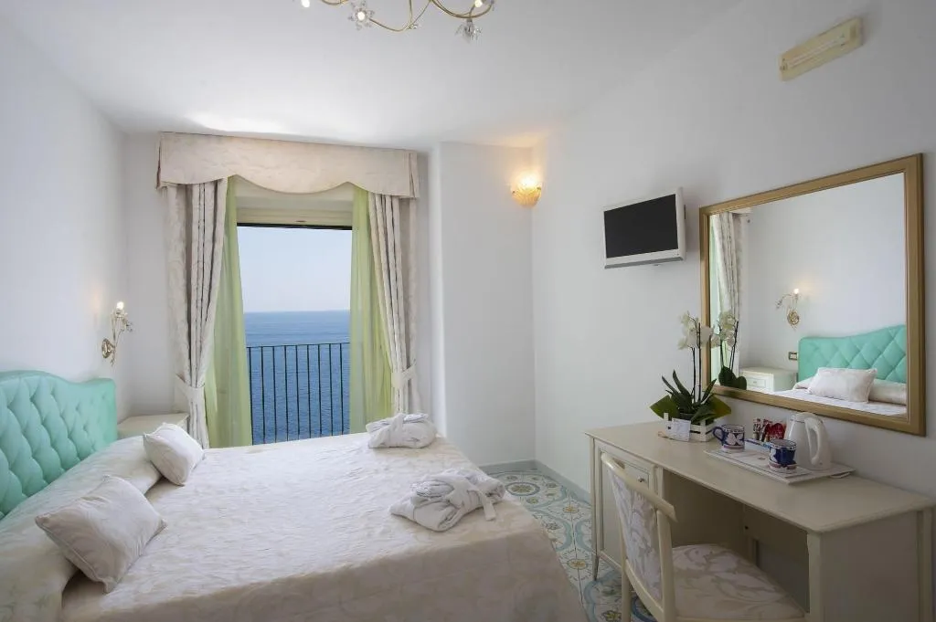Room, Villa Maria Pia, Naples