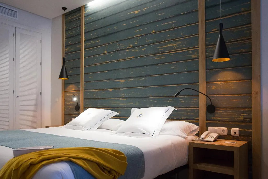 STUDIO CAPACITY 4 Room, Playa de la Luz, Costa De La Luz