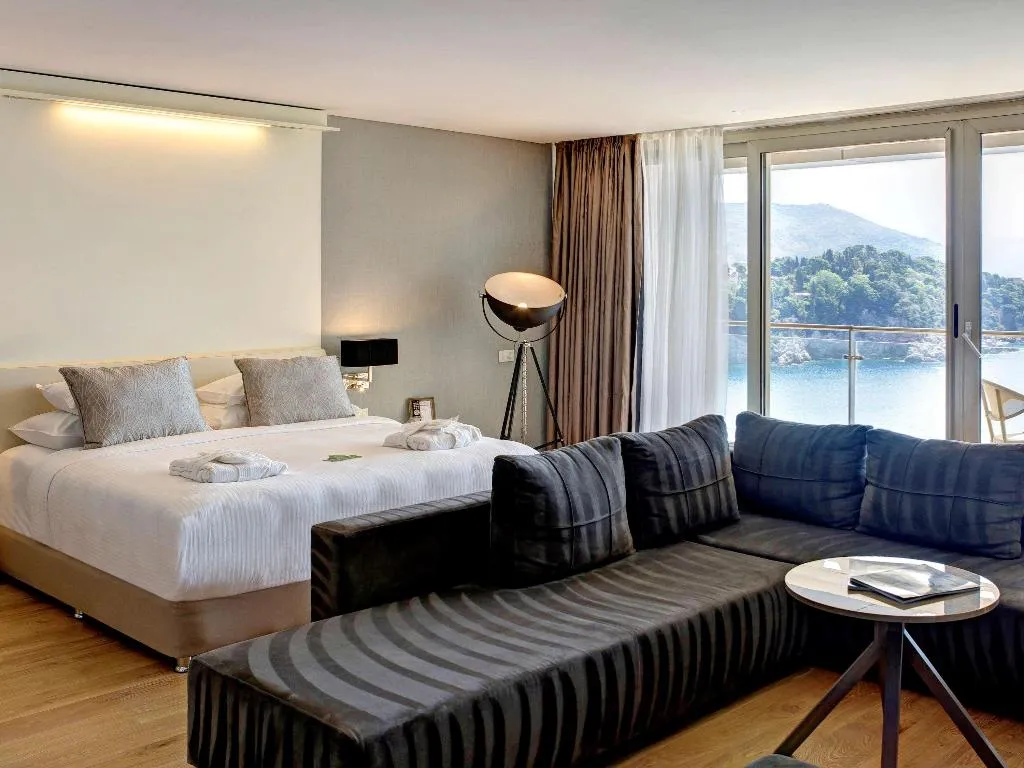 SUITE EXECUTIVE SEA VIEW Room, Rixos Premium Dubrovnik, Dubrovnik