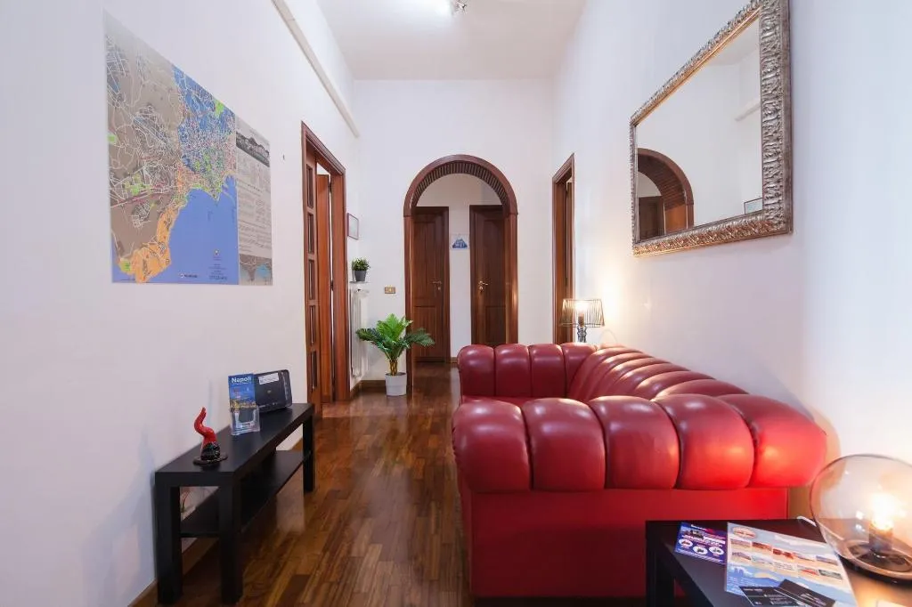 Lobby, Napolicentro Mare, Naples