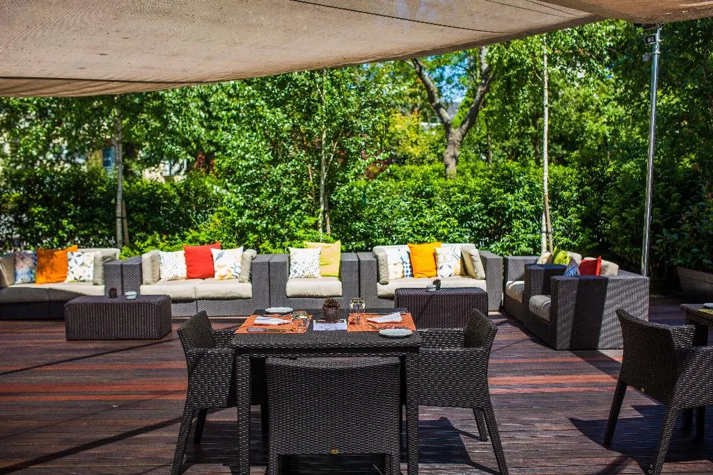 Terrace, Crowne Plaza Porto, Porto