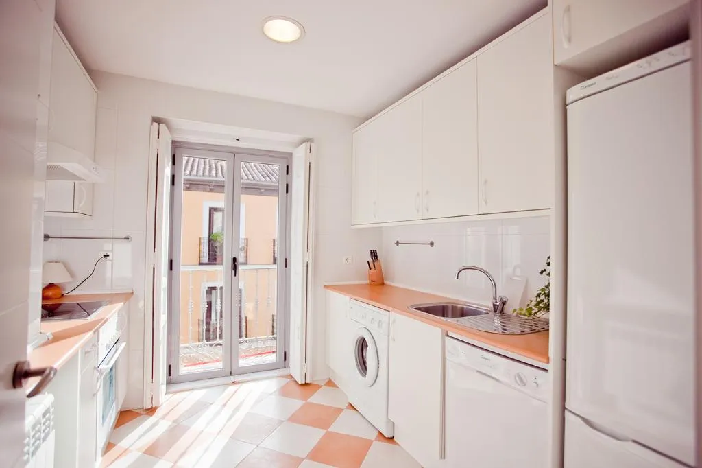 Room, Apartment in the Centre, Madrid