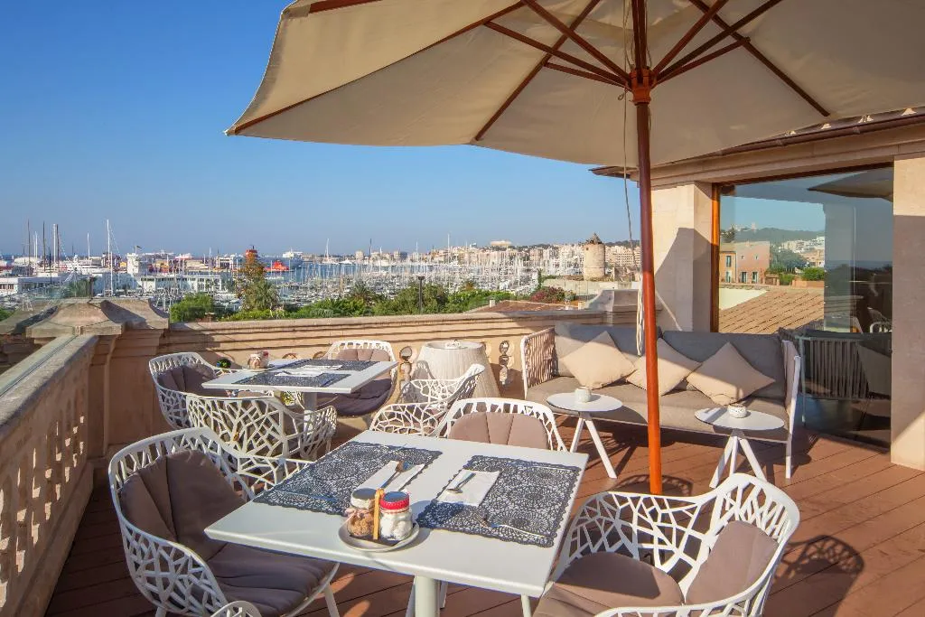 Terrace, Hotel Hostal Cuba, Majorca