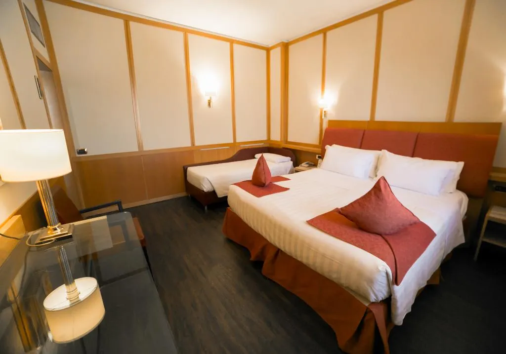 TRIPLE STANDARD Room, Hilton Garden Inn Rome Colosseum, Rome
