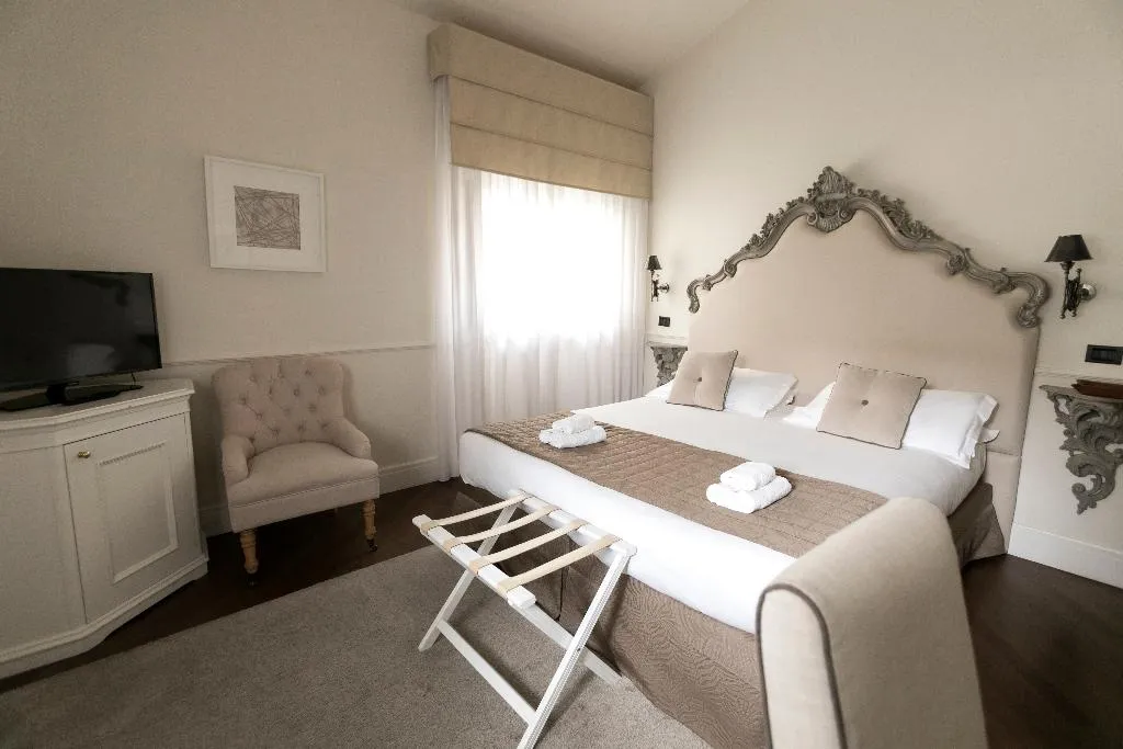 DOUBLE CLASSIC Room, Palazzo Lorenzo Hotel Boutique & Spa, Florence