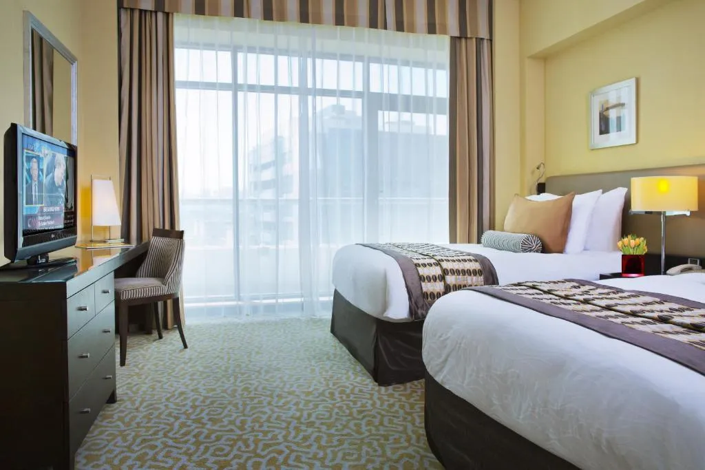 SUITE THREE BEDROOMS Room, TIME Oak Hotel & Suites, Dubai