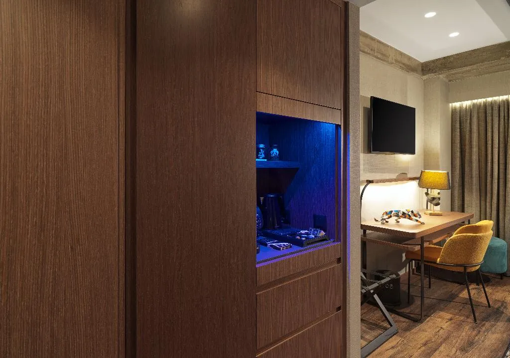 SUITE STANDARD Room, NYX Thessaloniki, Halkidiki