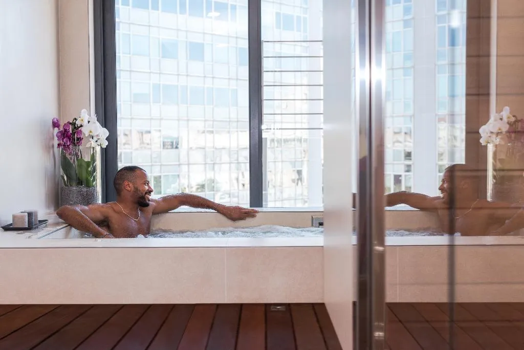 Sports and Entertainment, iQ Hotel Milano, Milan