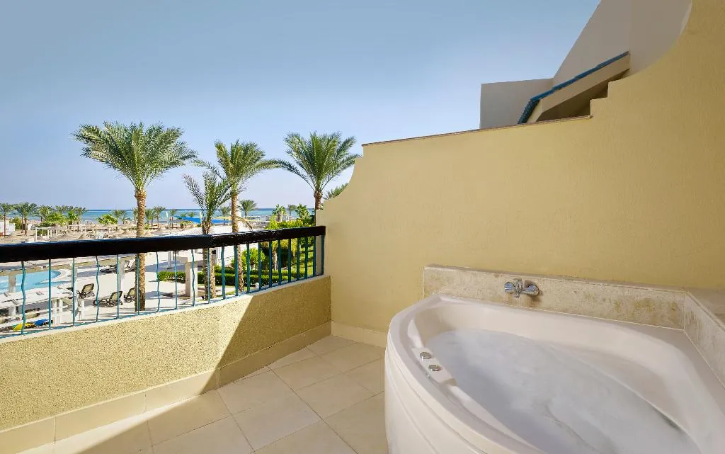 DOUBLE WITH JACUZZI Room, Coral Sea Holiday Resort & Aqua Park, Red Sea Riviera