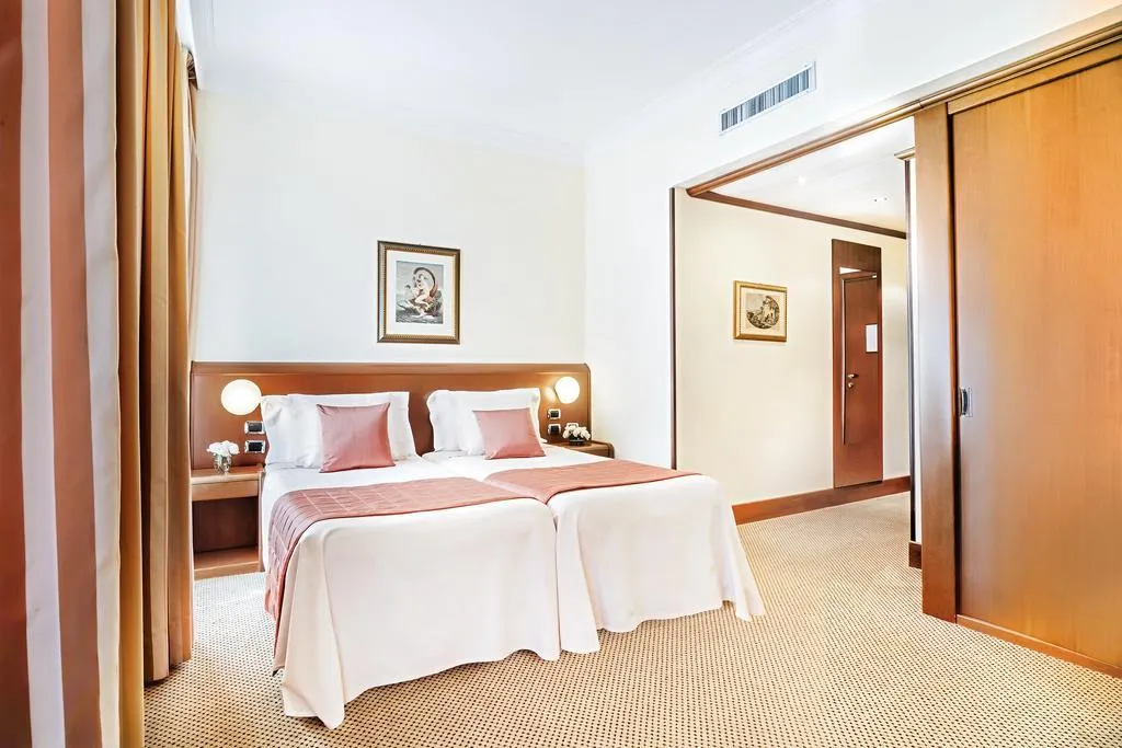 TRIPLE CLASSIC Room, Ponte Sisto, Rome