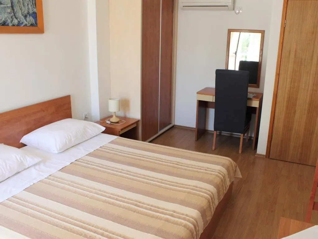 STUDIO CAPACITY 2 Room, Apartments Jurica, Dubrovnik