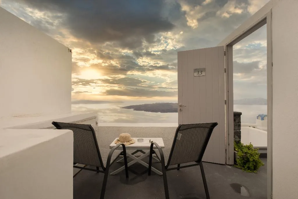 Double or Twin WITH VIEWS Room, Loucas On The Cliff, Santorini