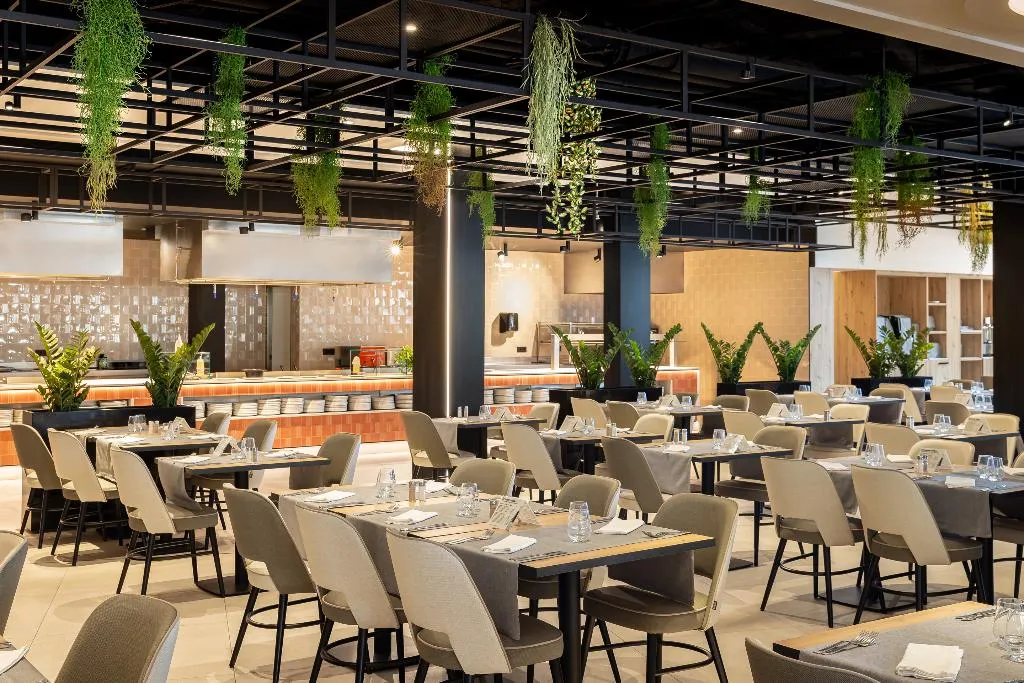 Restaurant, Golden Bahia de Tossa & Spa, Costa Brava