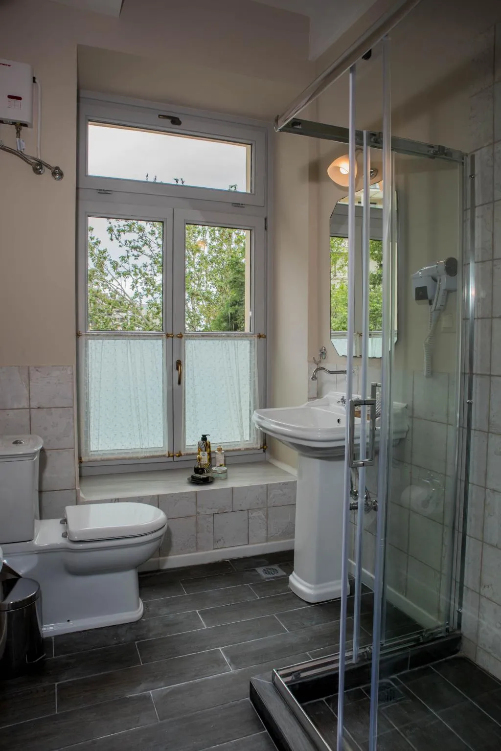 JUNIOR SUITE STANDARD Room, Kyria Boutique House, Athens