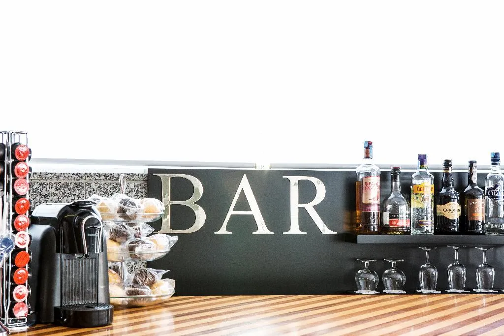 Bar, 3K Madrid, Lisbon