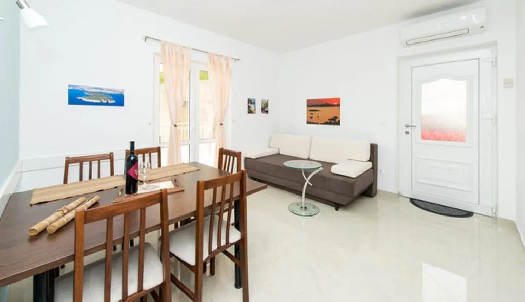 APARTMENT TWO BEDROOMS WITH TERRACE Room, Villa Samba, Dubrovnik