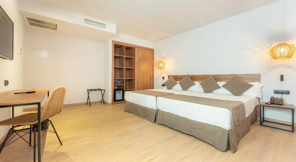 QUADRUPLE STANDARD Room, DWO Nopal, Tenerife