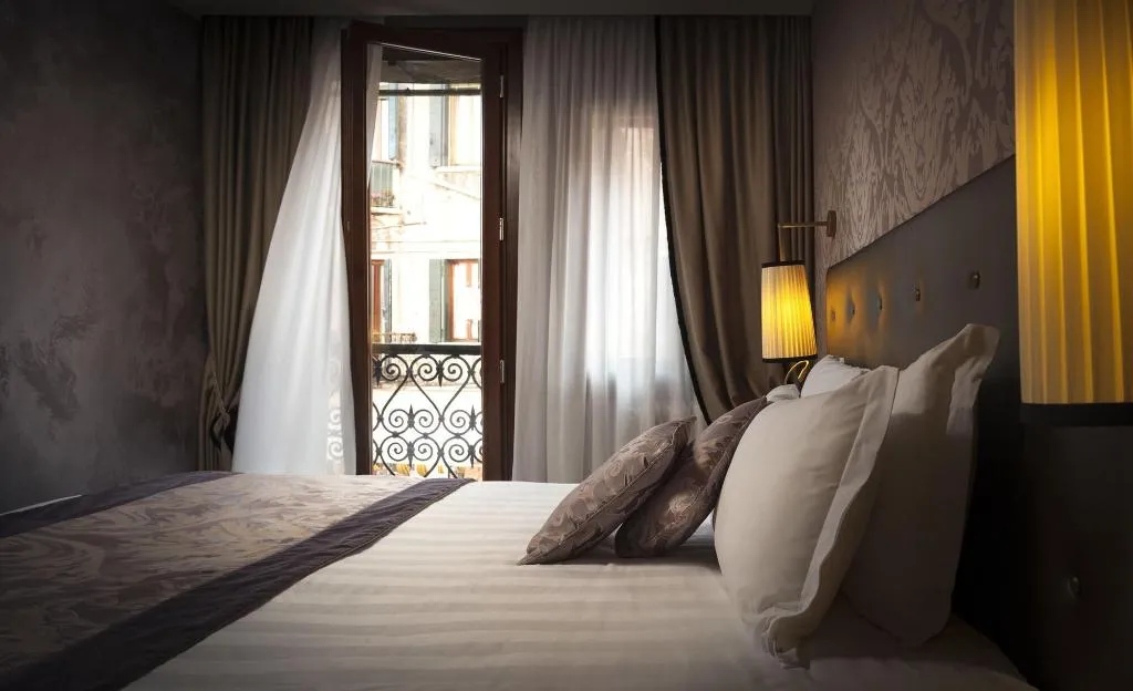 Room, Arcadia, Venice