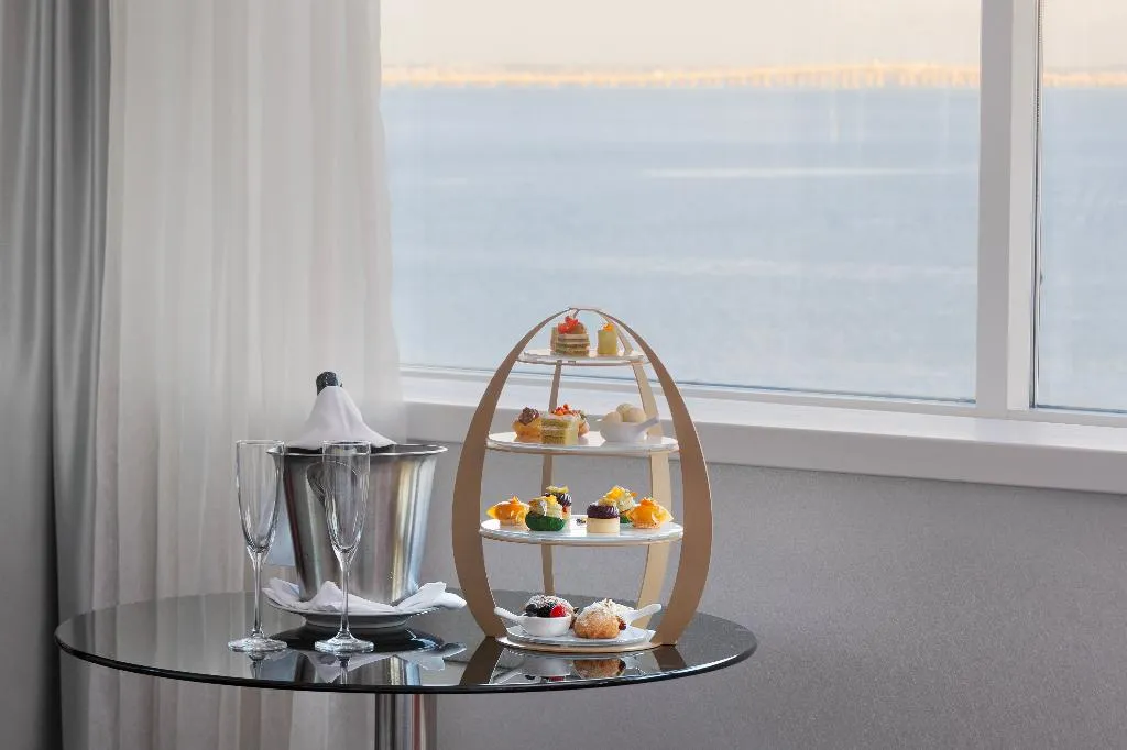 DOUBLE PREMIUM Room, Myriad By Sana Hotels, Lisbon