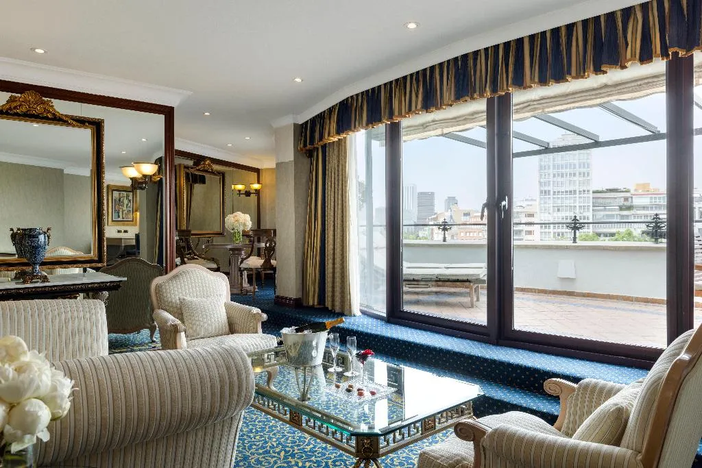 SUITE CLUB Room, InterContinental Madrid, Madrid