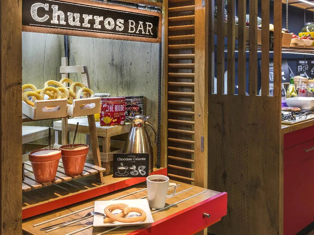 Restaurant, Ibis Barcelona Molins De Rei, Barcelona