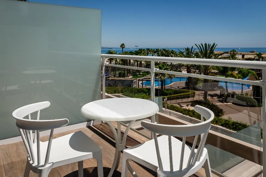 FAMILY ROOM SEA VIEW Room, Gran Palas Hotel, Costa Brava