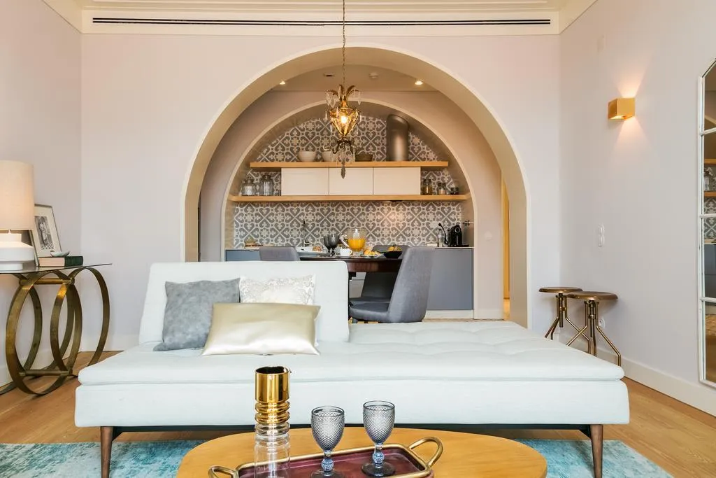 APARTMENT SUPERIOR TWO BEDROOMS Room, Almaria - Edificio Da Corte, Lisbon