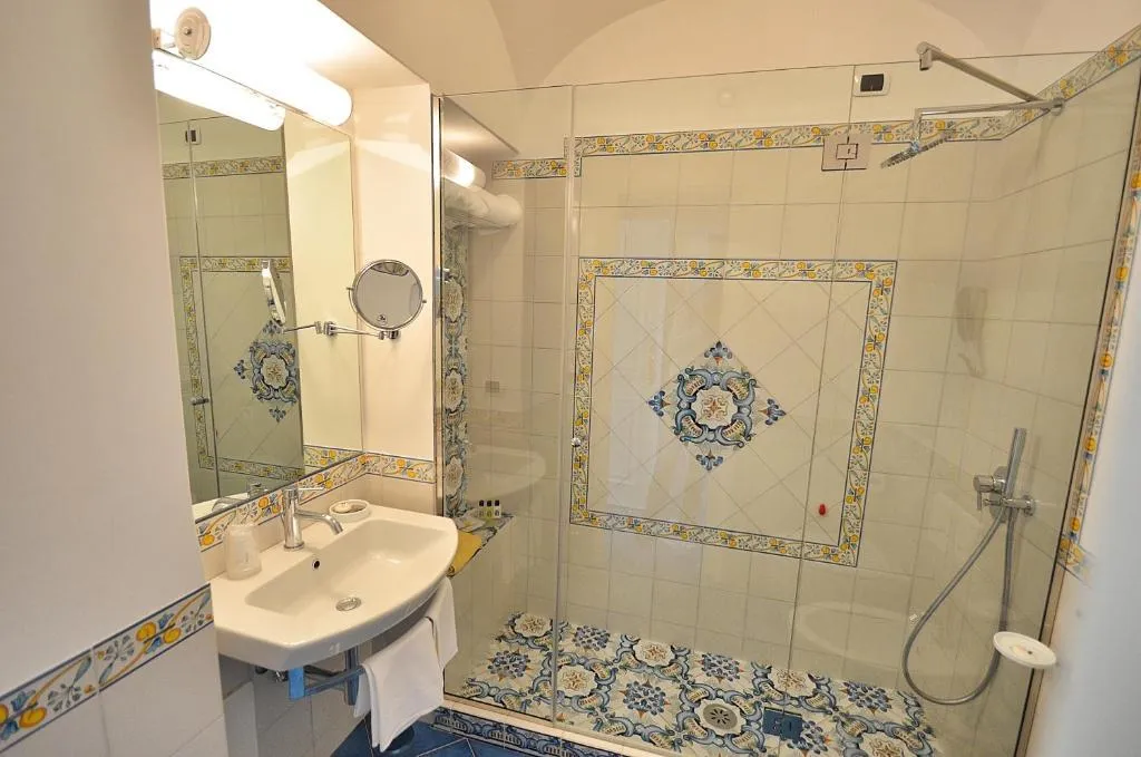 SUITE STANDARD Room, Gatto Bianco, Naples