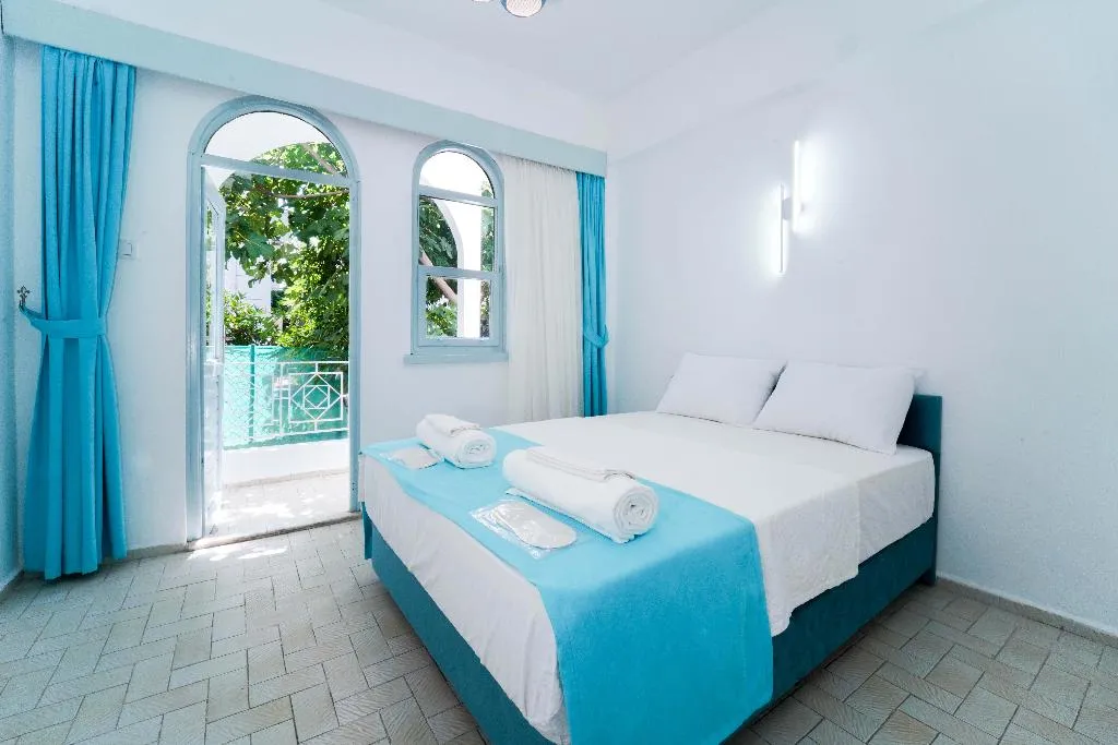 TRIPLE DELUXE WITH BALCONY Room, Kemer Royal Beach Hotel, Antalya
