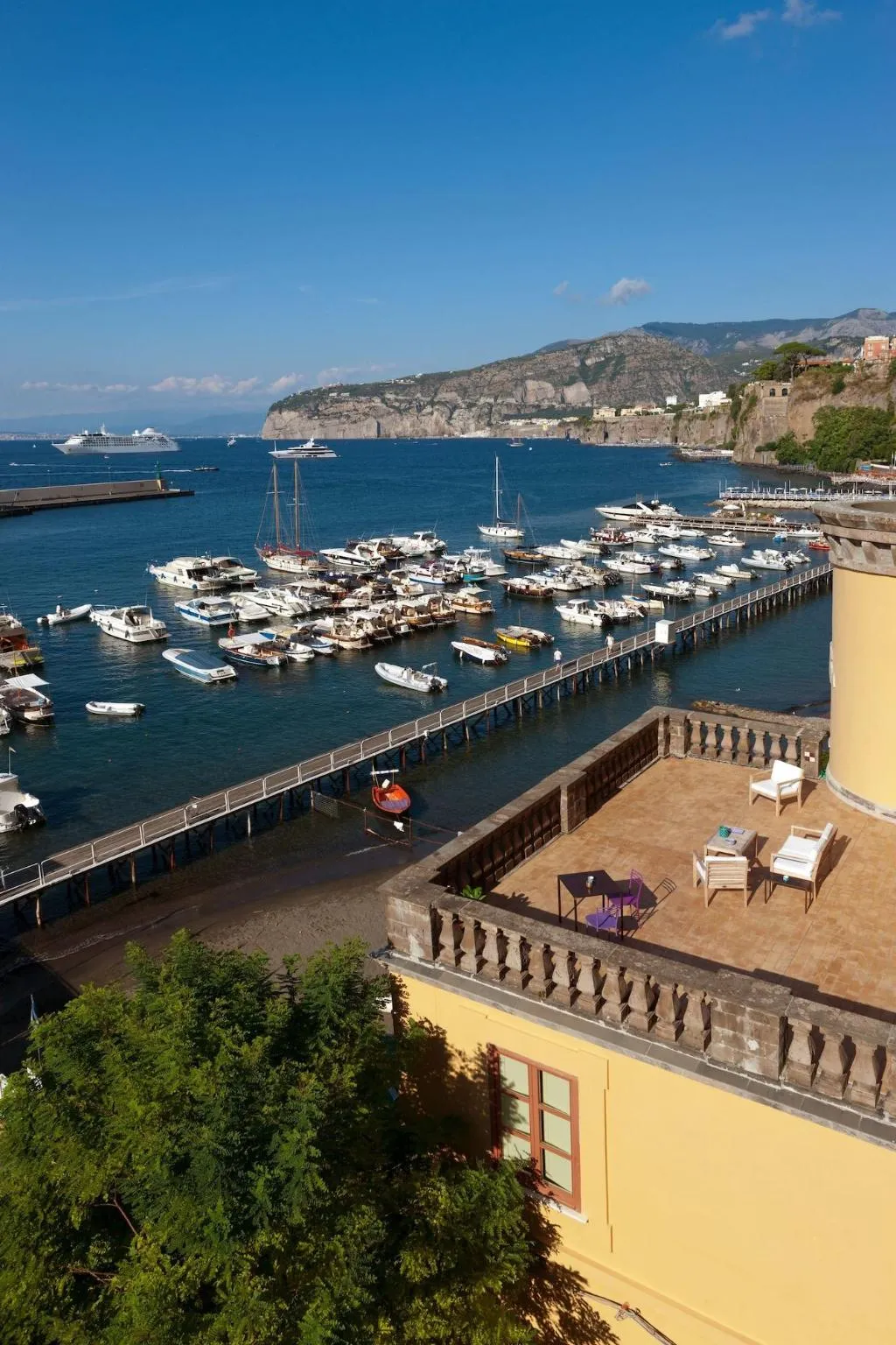 Terrace, Marina Piccola 73, Naples