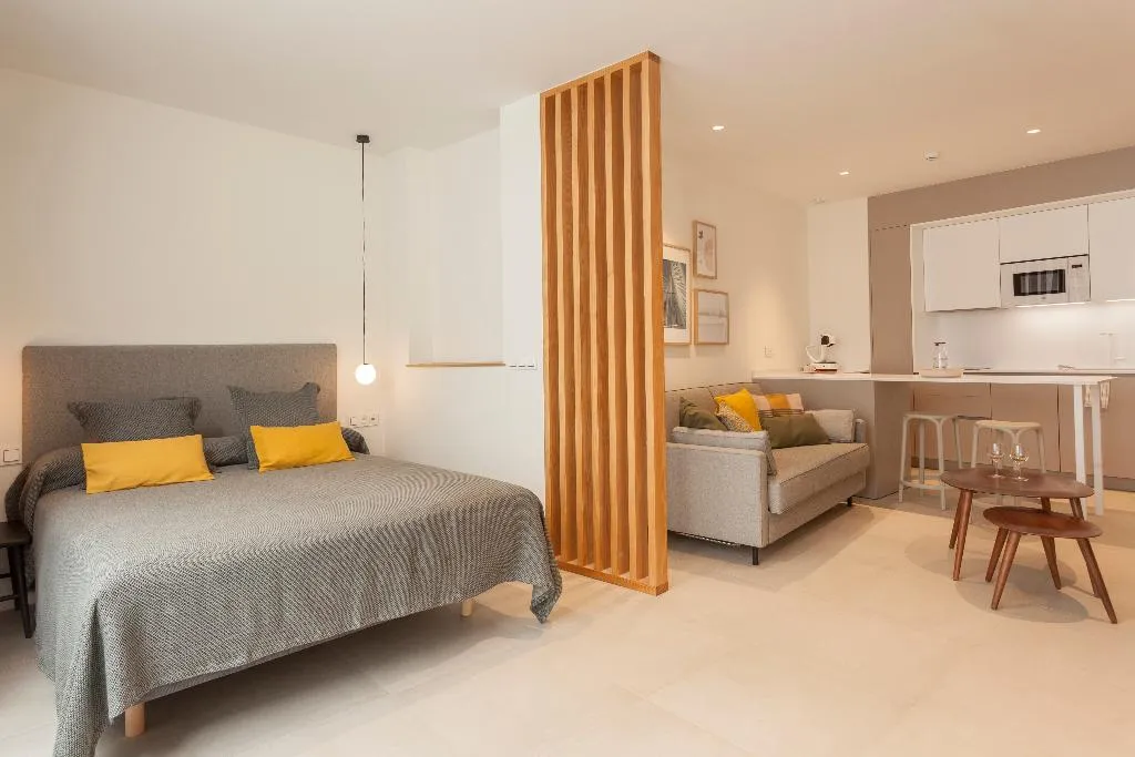 STUDIO CITY VIEW Room, Apartamentos Malaga Premium Calle Granada, Costa Del Sol